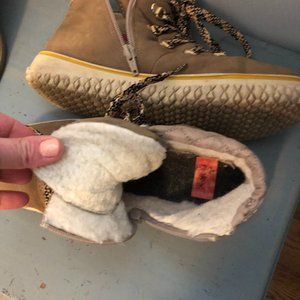 Reiker waterproof boot sneakers with wool lining